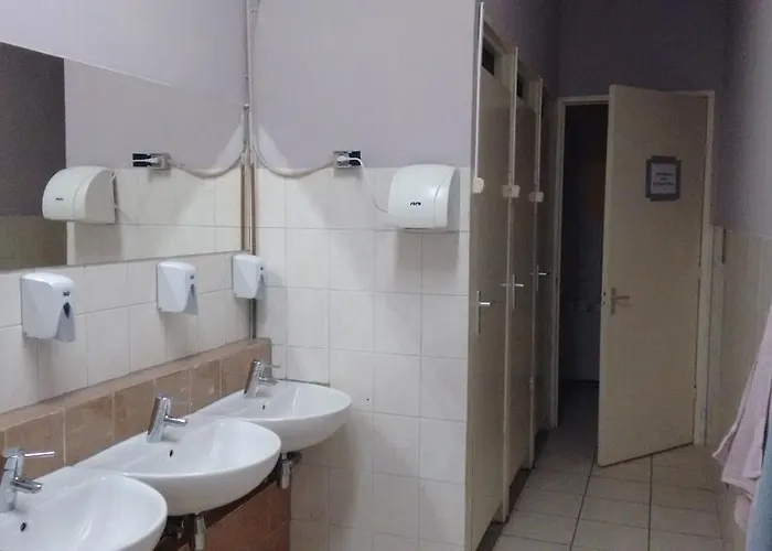 Nightflight Hostel *